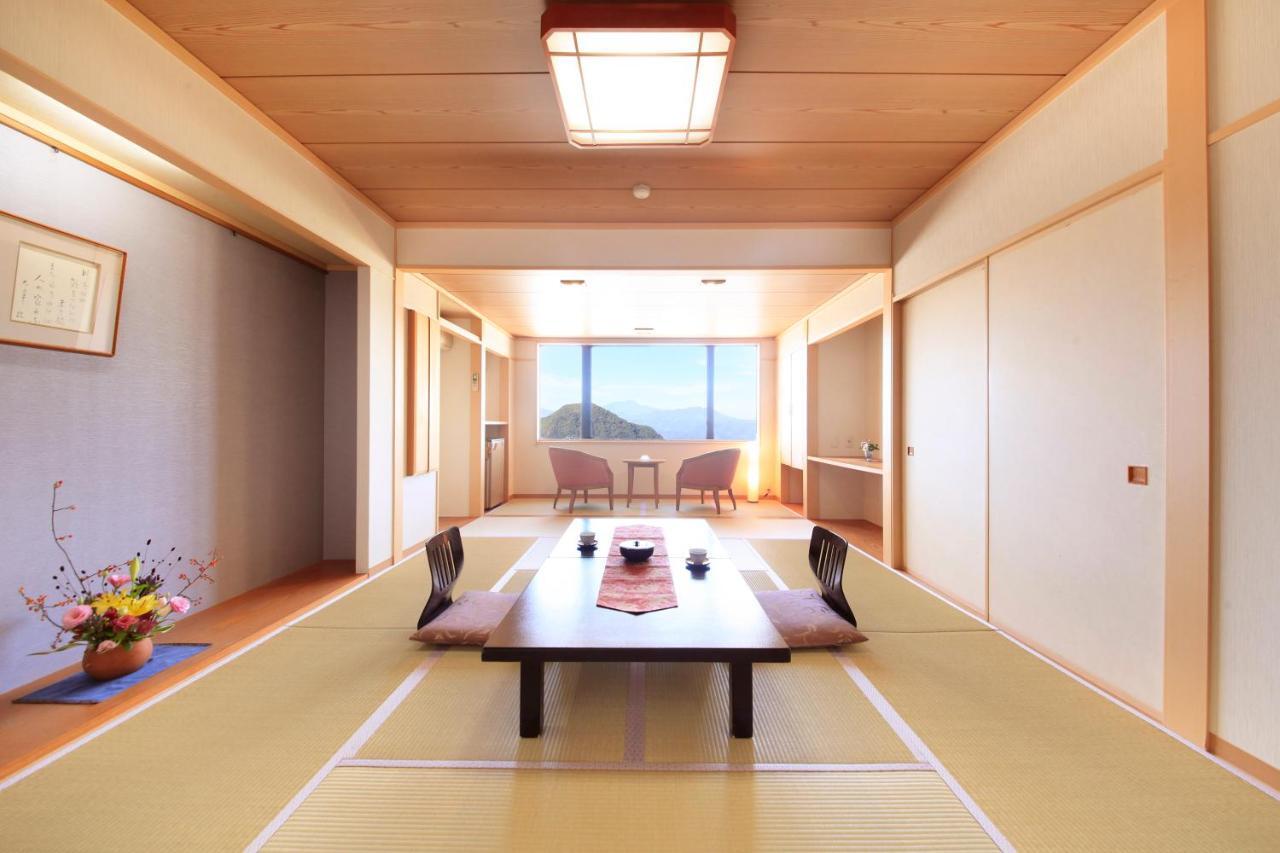 יאמנוצ'י Hotel Tsubakino מראה חיצוני תמונה